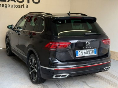 Volkswagen Tiguan 2.0 TDI 150 CV SCR DSG 4MOTION R-Line (16)