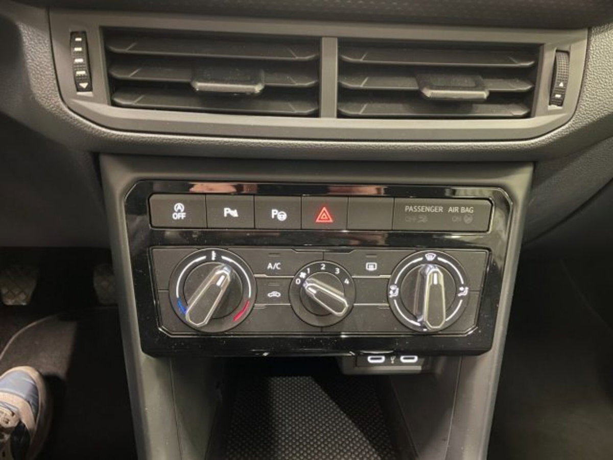 Volkswagen T-Cross 1.0 TSI 110 CV DSG Style (12)