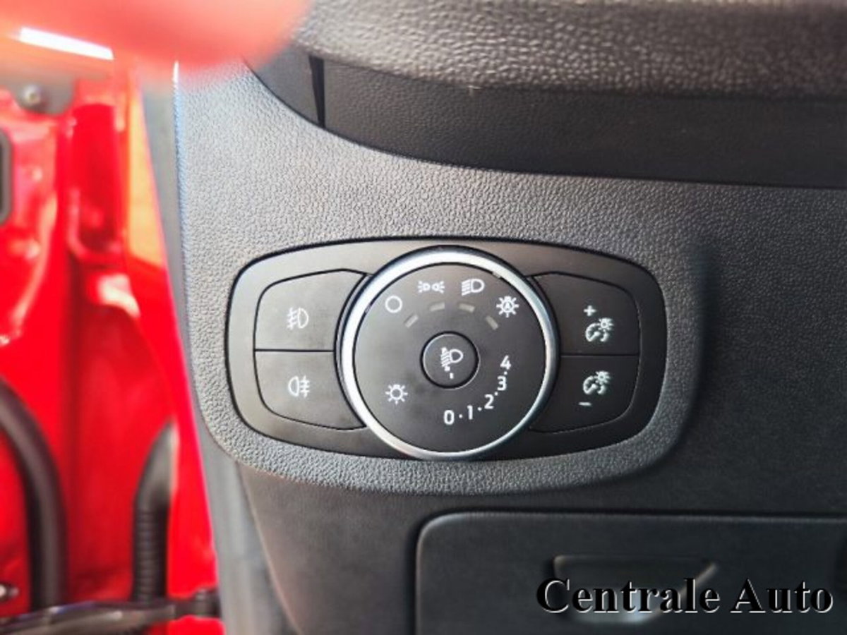 Ford Fiesta 1.1 75 CV GPL 5 porte Plus (18)