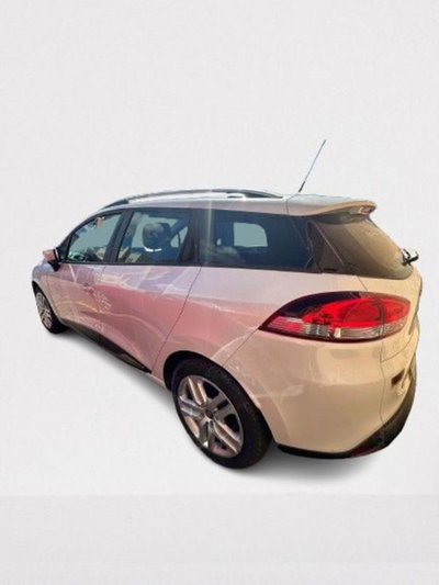 Renault Clio Sporter dCi 8V 75 CV Business (3)