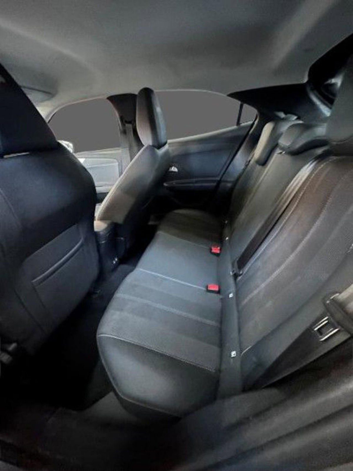 Opel Mokka 1.2 Turbo Elegance (4)