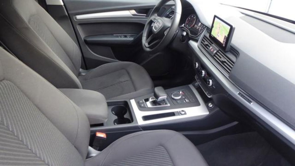 Audi Q5 2.0 TDI quattro S tronic (8)