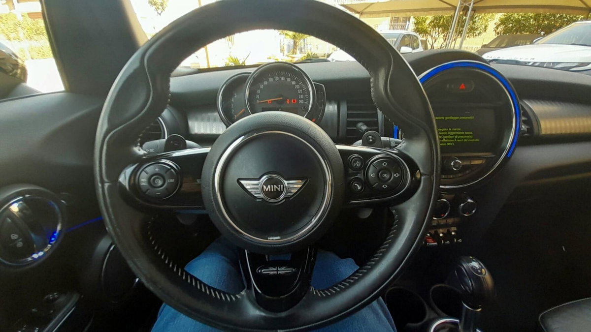 MINI Mini 2.0 Cooper SD aut. Hype 5 porte (10)