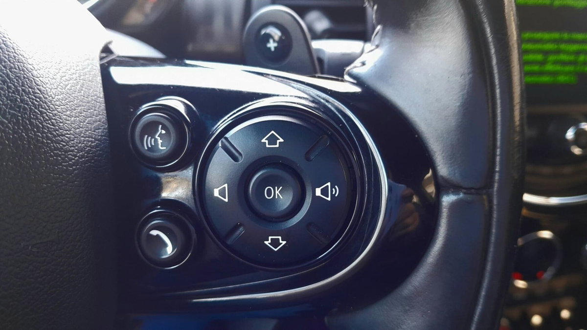 MINI Mini 2.0 Cooper SD aut. Hype 5 porte (12)