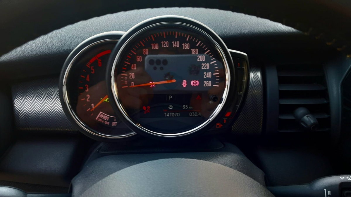 MINI Mini 2.0 Cooper SD aut. Hype 5 porte (13)