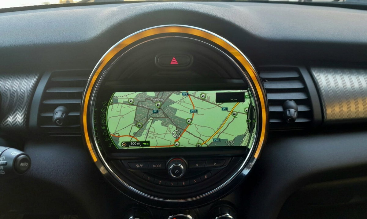 MINI Mini 2.0 Cooper SD aut. Hype 5 porte (14)