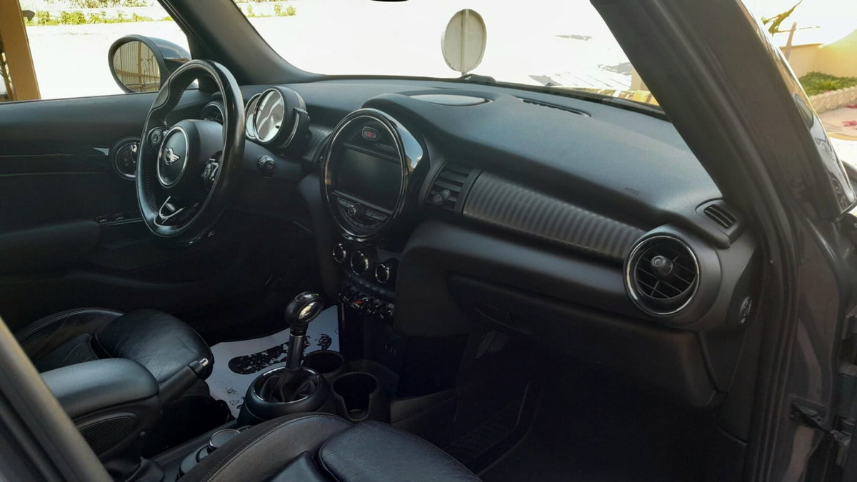MINI Mini 2.0 Cooper SD aut. Hype 5 porte (8)