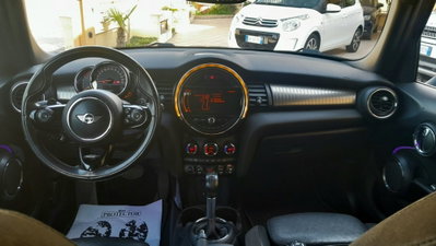 MINI Mini 2.0 Cooper SD aut. Hype 5 porte (9)
