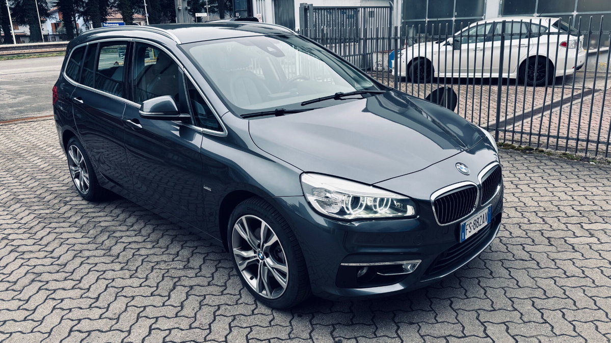 BMW Serie 2 Active Tourer 218d  Luxury (2)