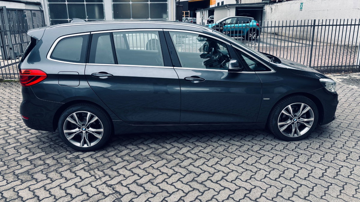 BMW Serie 2 Active Tourer 218d  Luxury (3)