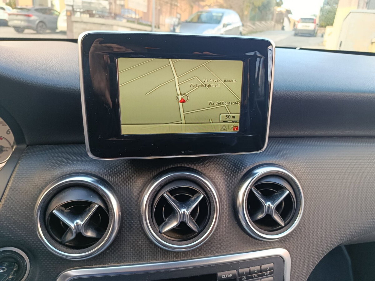 Mercedes-Benz Classe A 180 CDI Executive (17)