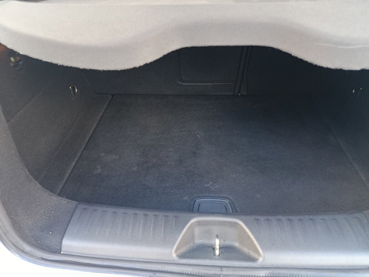 Mercedes-Benz Classe A 180 CDI Executive (20)