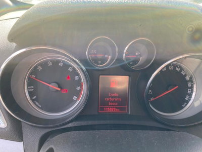 Opel Mokka 1.6 Ecotec 115CV 4x2 Start&Stop (8)