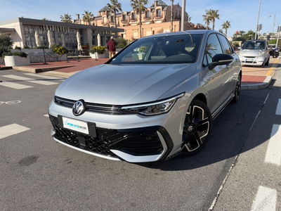 Volkswagen Golf Variant 1.5 etsi R-Line 115cv dsg usata