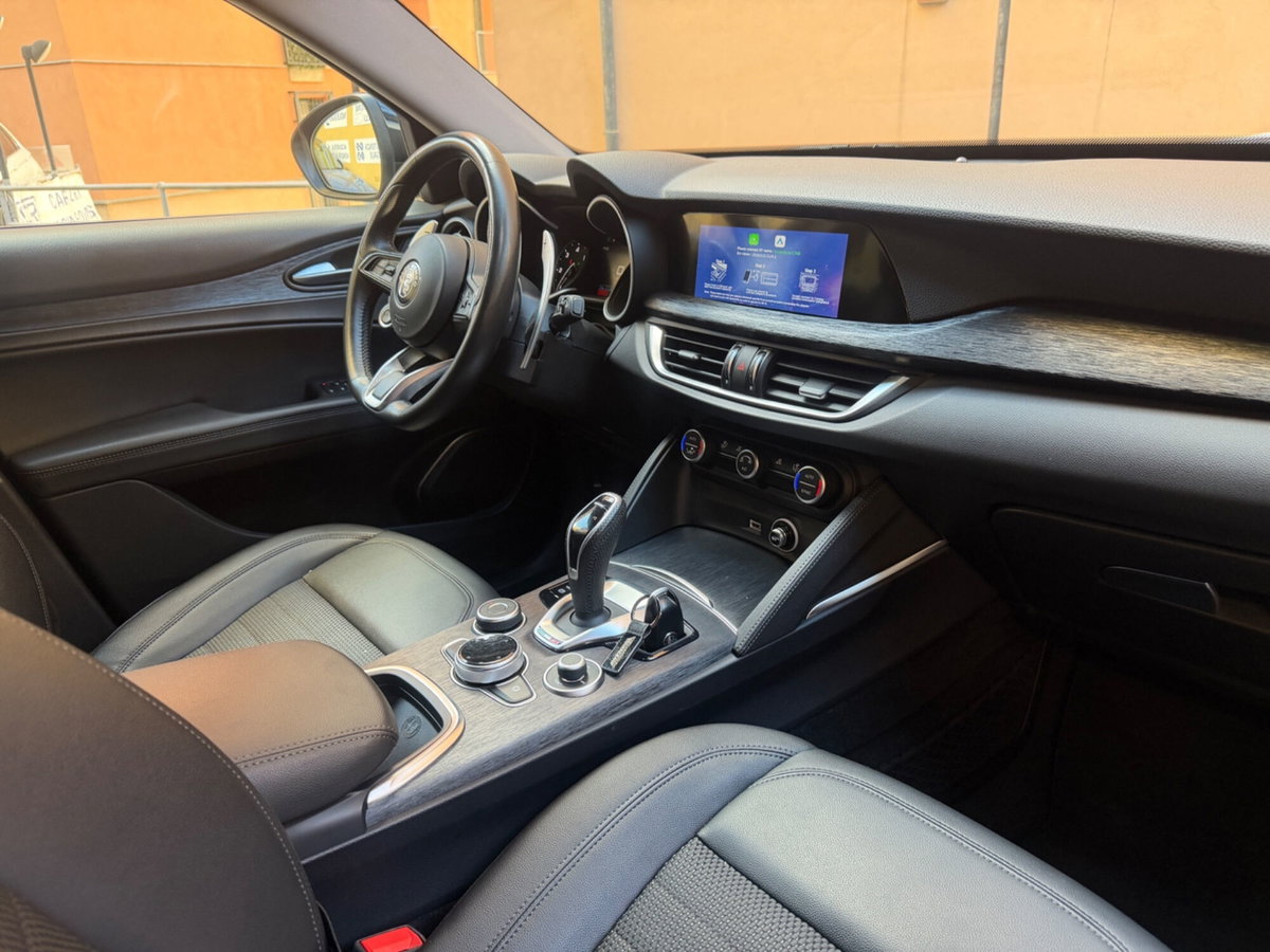 Alfa Romeo Stelvio Stelvio 2.2 Turbodiesel 190 CV AT8 Q4 Sprint (13)