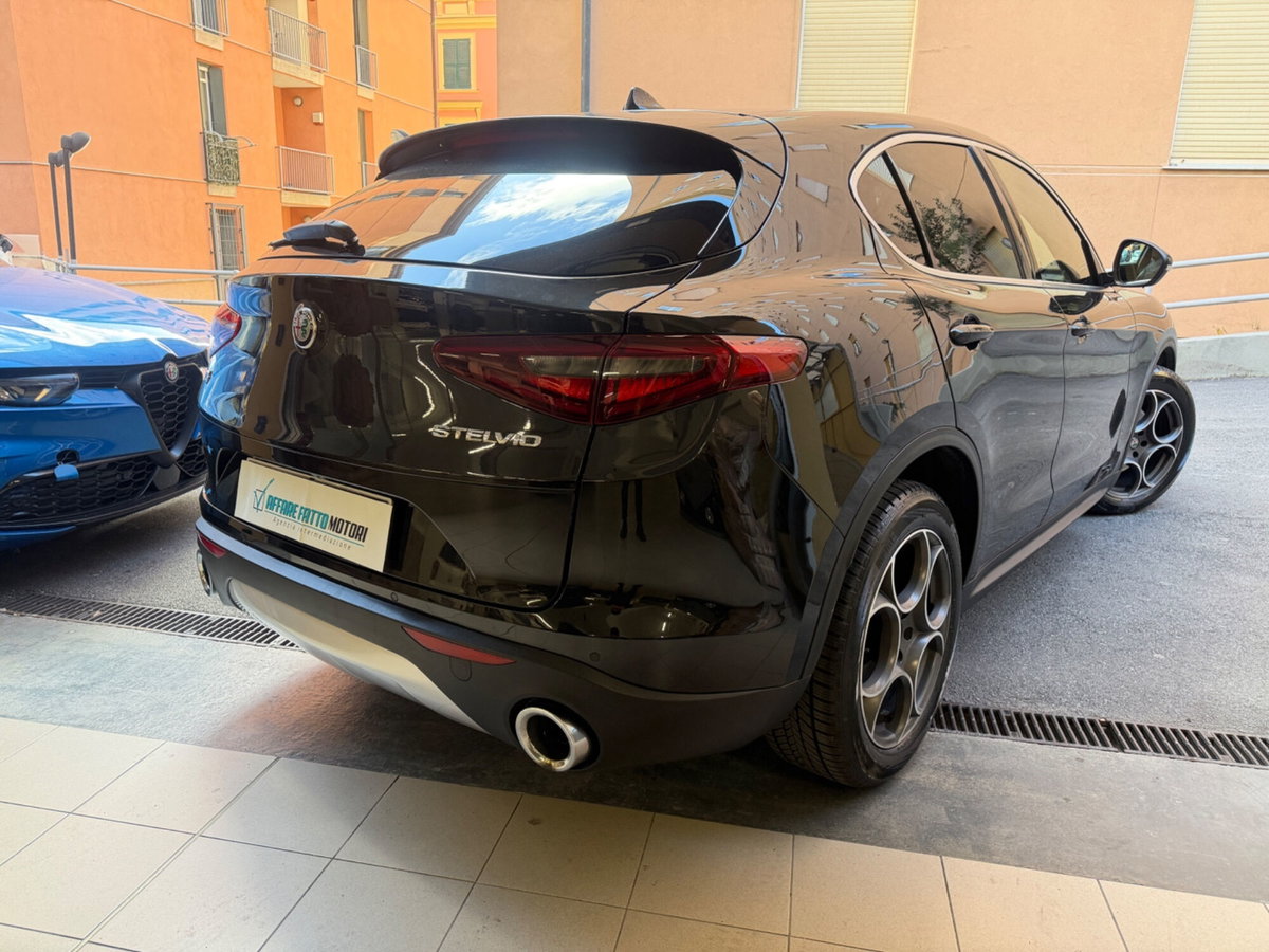 Alfa Romeo Stelvio Stelvio 2.2 Turbodiesel 190 CV AT8 Q4 Sprint (3)