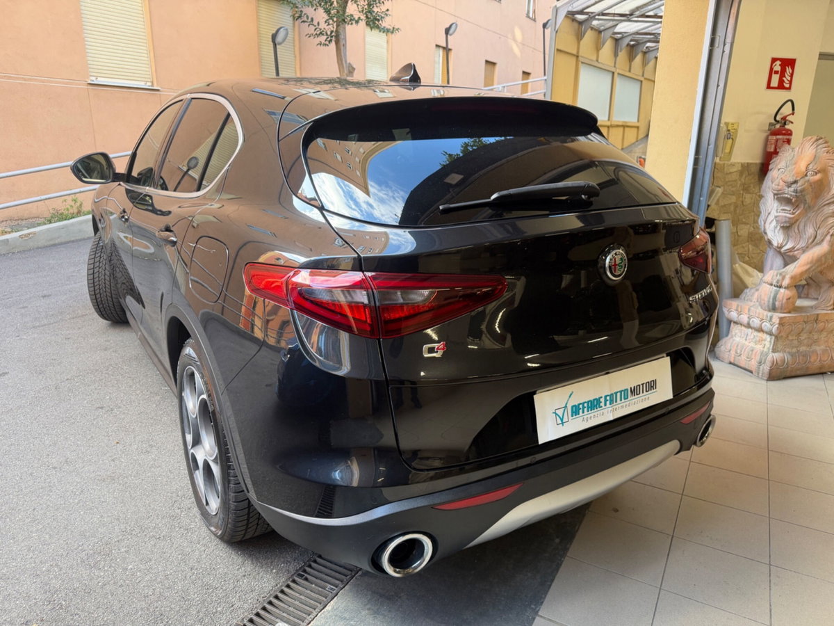 Alfa Romeo Stelvio Stelvio 2.2 Turbodiesel 190 CV AT8 Q4 Sprint (4)