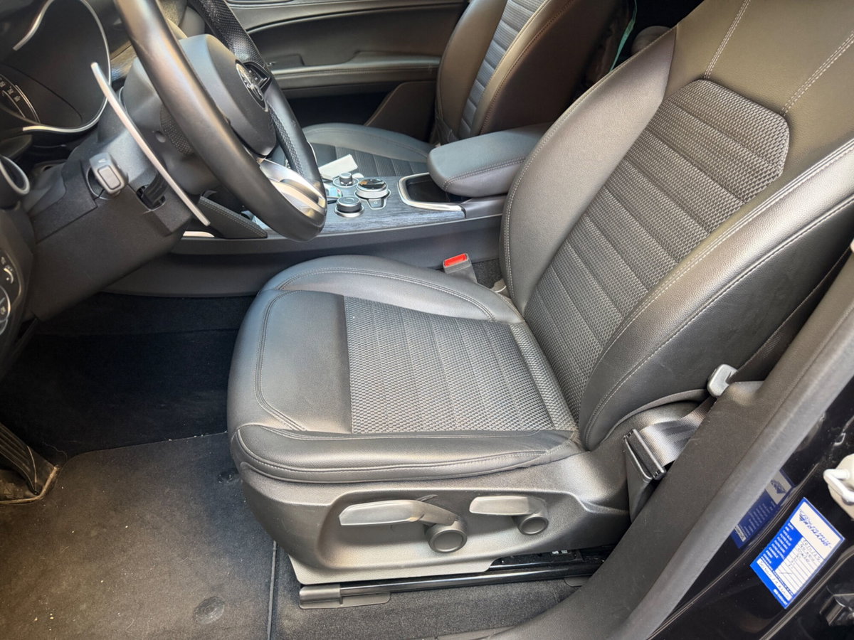 Alfa Romeo Stelvio Stelvio 2.2 Turbodiesel 190 CV AT8 Q4 Sprint (5)