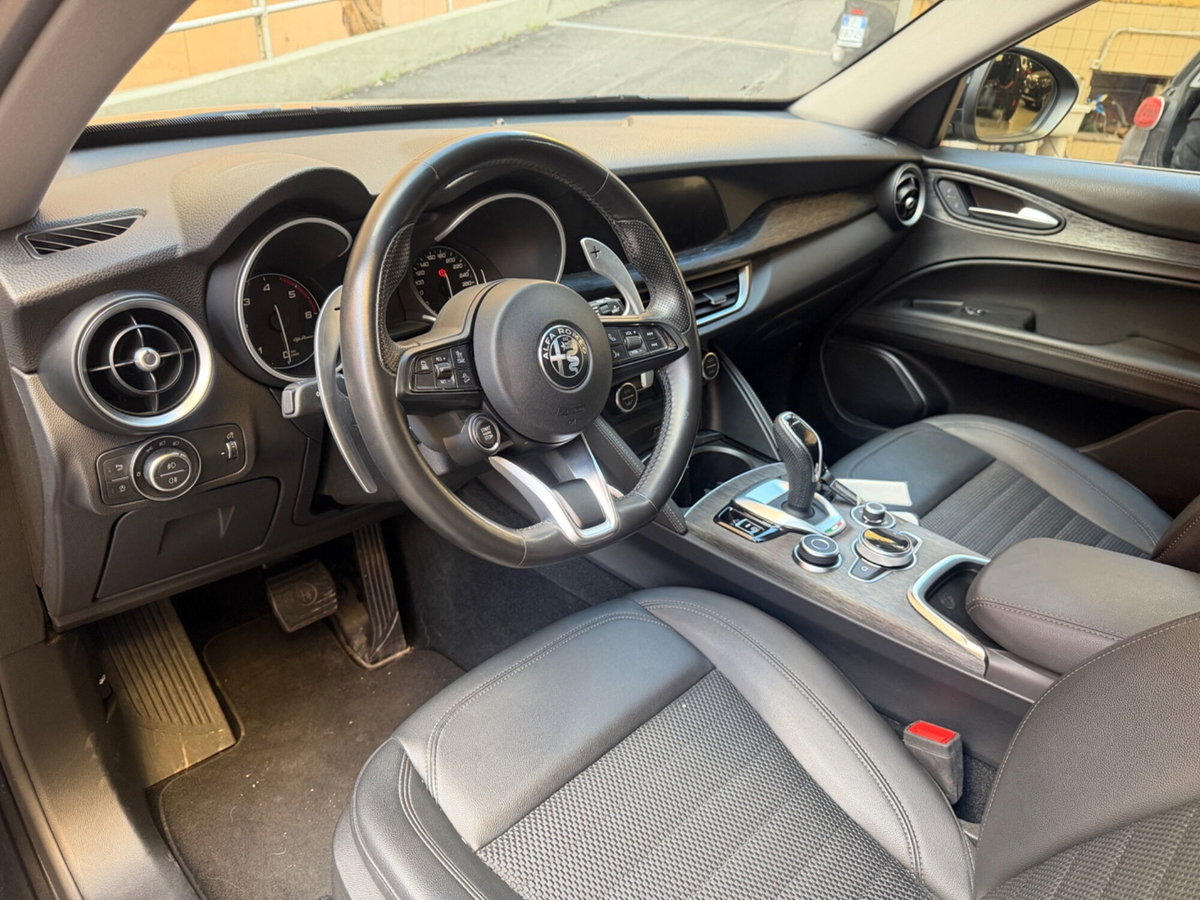 Alfa Romeo Stelvio Stelvio 2.2 Turbodiesel 190 CV AT8 Q4 Sprint (6)