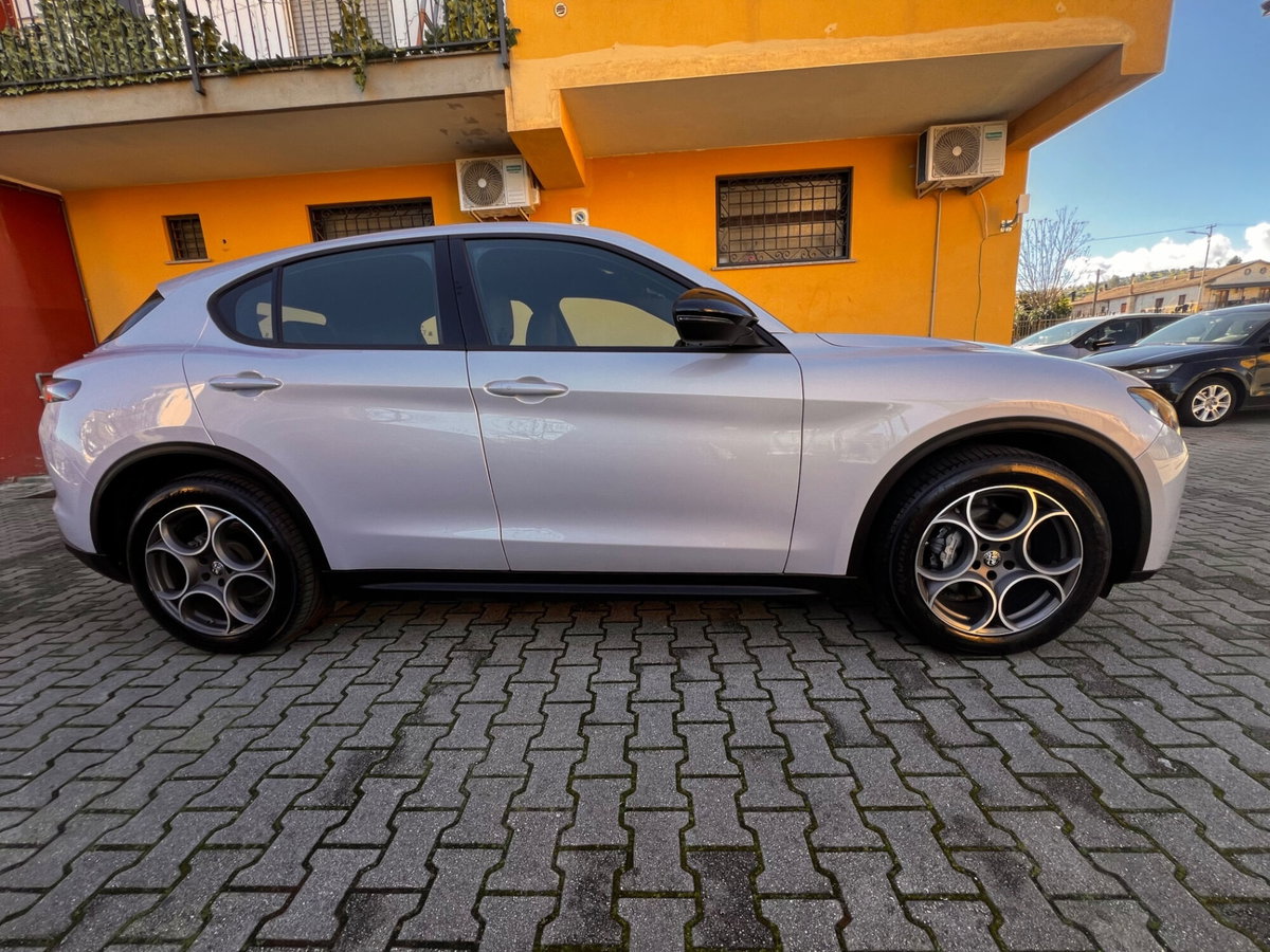 Alfa Romeo Stelvio Stelvio 2.2 Turbodiesel 210 CV AT8 Q4 Veloce (4)