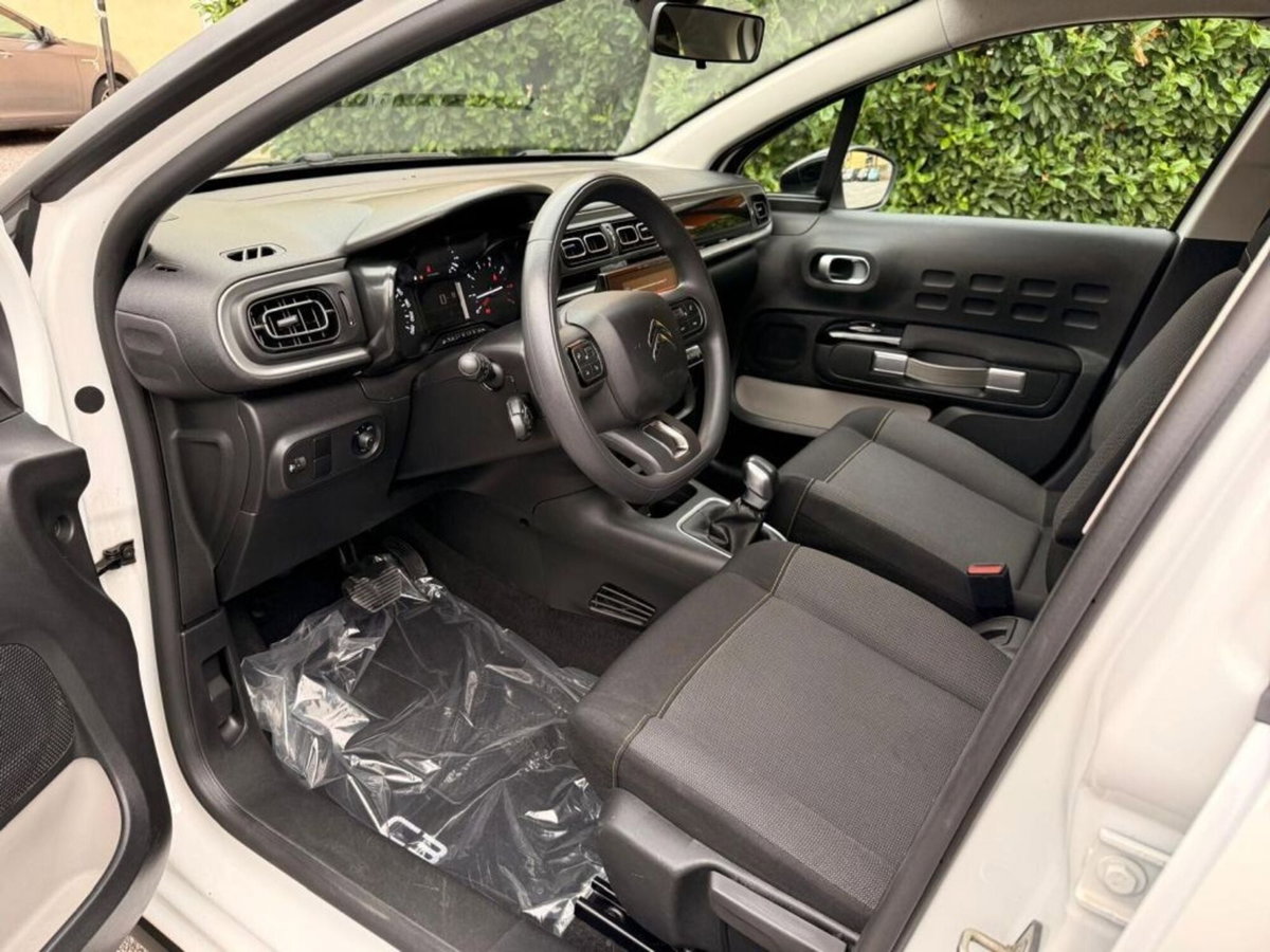 Citroen C3 PureTech 110 S&S Shine (10)