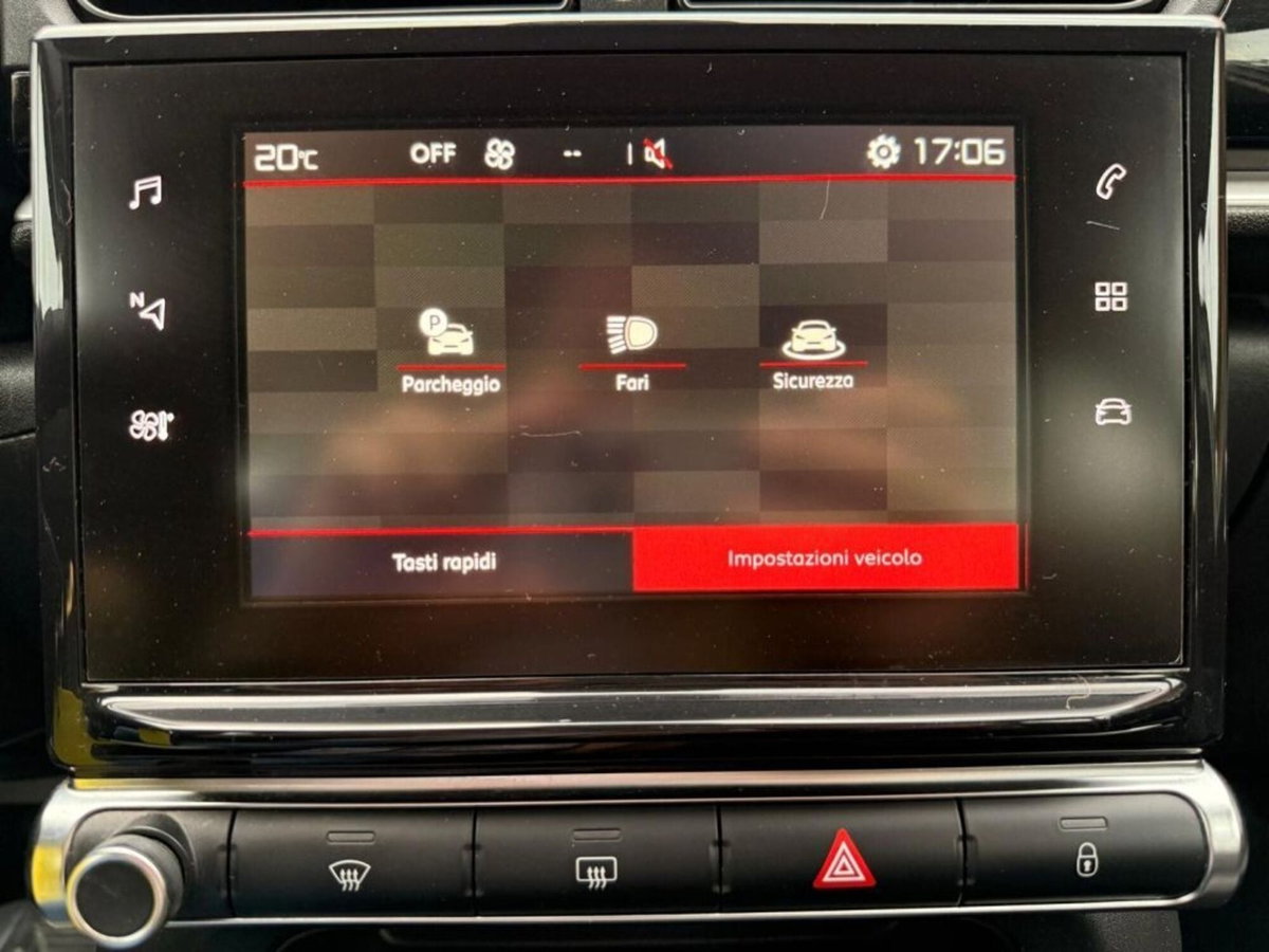 Citroen C3 PureTech 110 S&S Shine (17)