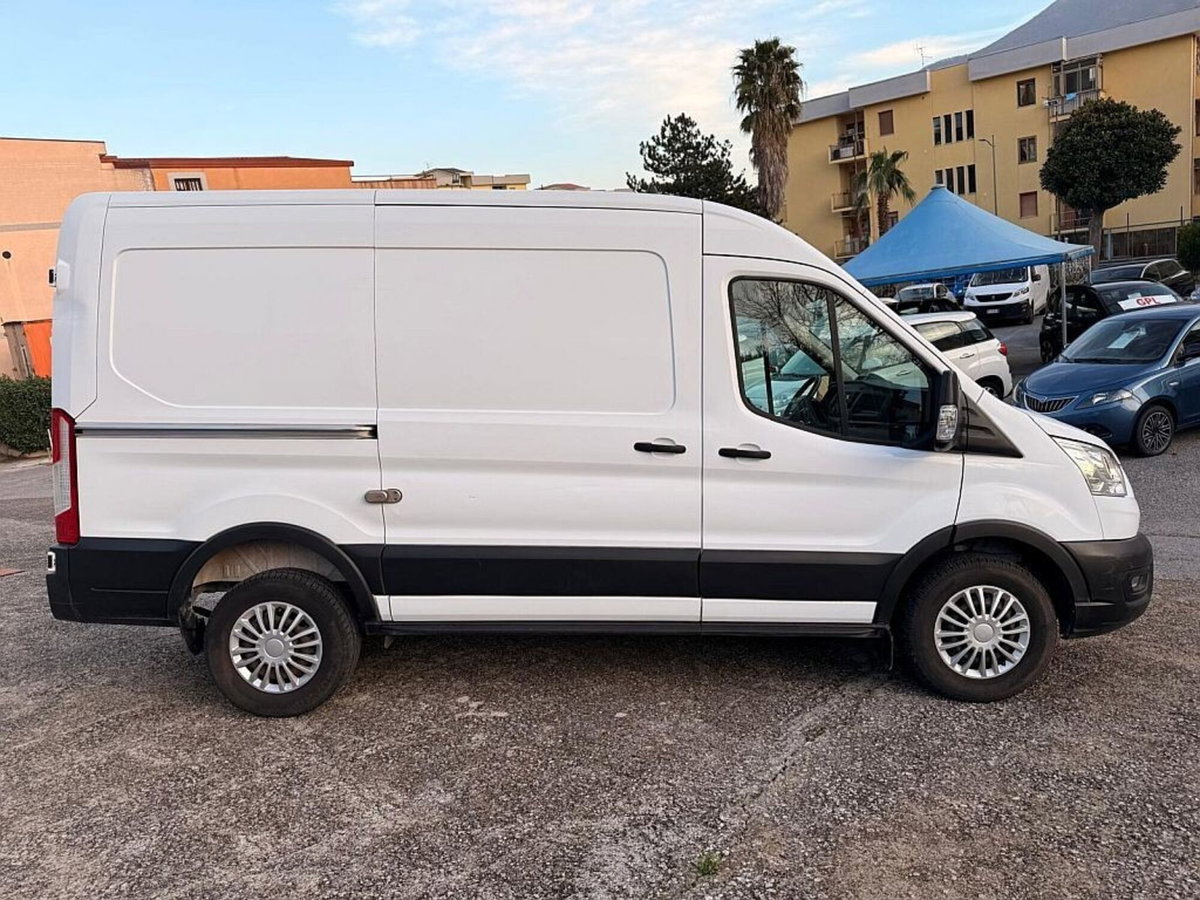Ford Transit Furgone 350 2.0TDCi EcoBlue 130CV PL-TM Combi Trend N1 (5)