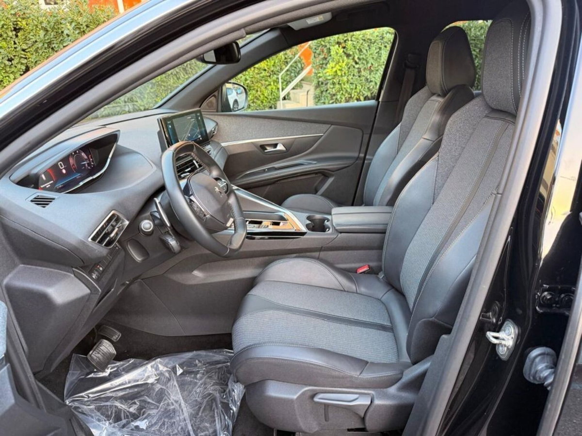 Peugeot 3008 BlueHDi 130 S&S EAT8 Allure Pack (14)