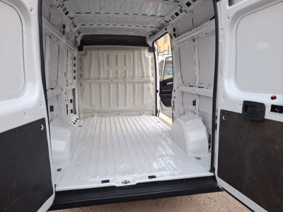 Peugeot Boxer Furgone 333 2.2 BlueHDi 140 S&S PLM-TM Furgone Premium (6)