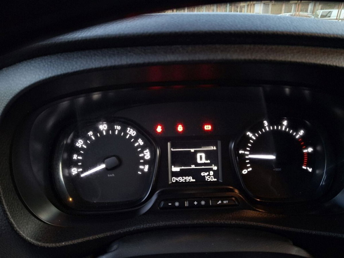 Peugeot Expert Furgone BlueHDi 100 S&S PL-SL-TN Furgone Premium Long (15)