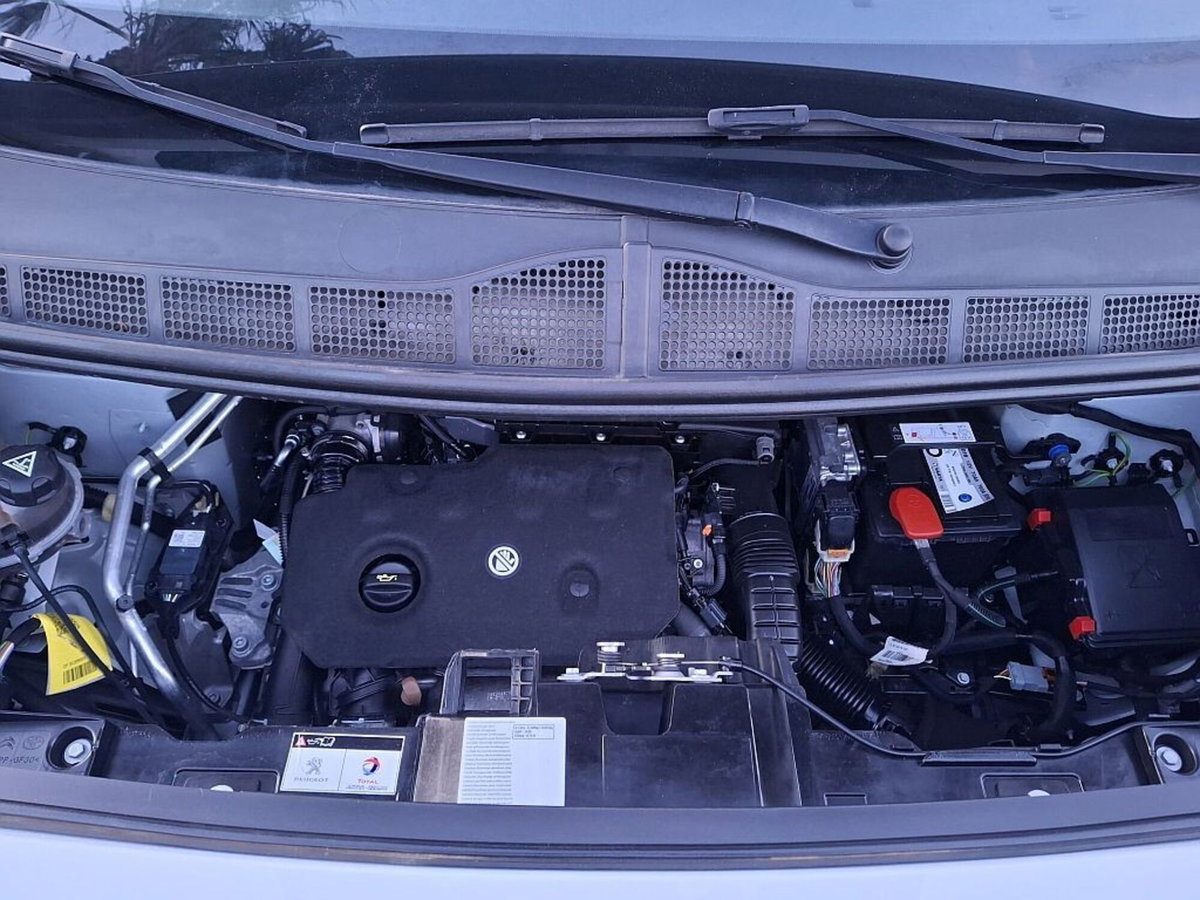 Peugeot Expert Furgone BlueHDi 100 S&S PL-SL-TN Furgone Premium Long (18)
