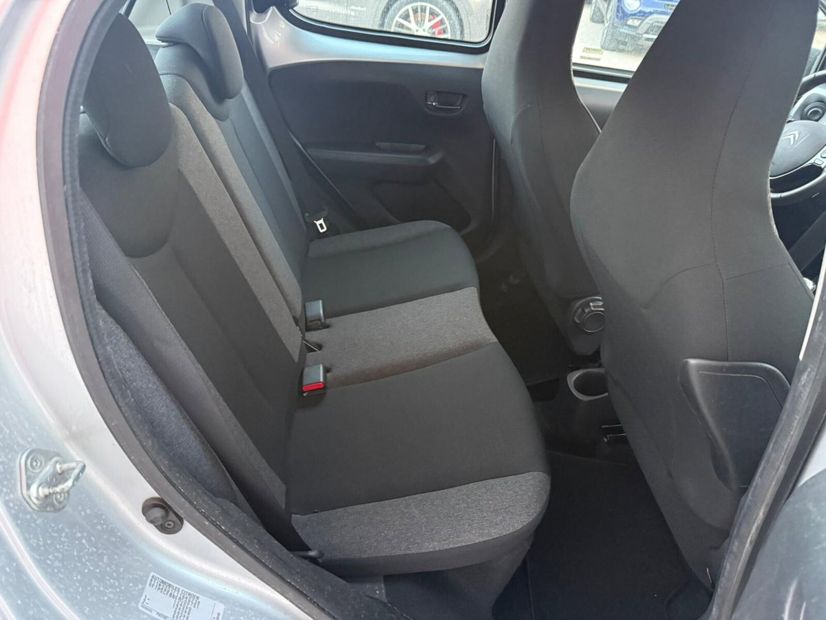 Citroen C1 C1 VTi 68 ETG 5 porte Shine (17)