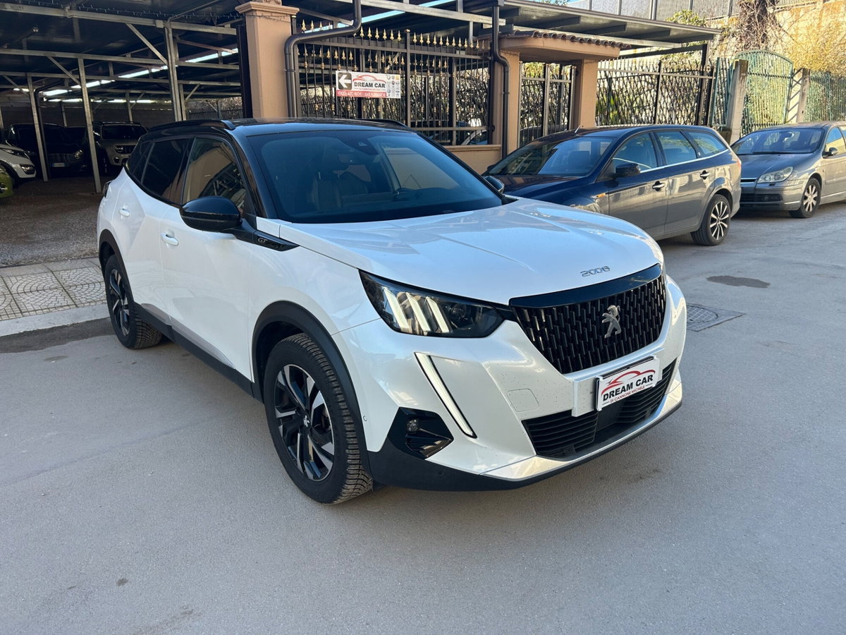 Peugeot 2008 BlueHDi 130 S&S EAT8 GT Pack (10)