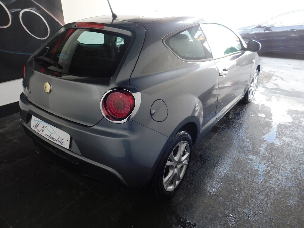 Alfa Romeo MiTo 1.3 JTDm-2 95 CV S&S Distinctive Sport Pack (5)