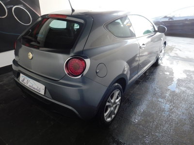 Alfa Romeo MiTo 1.3 JTDm-2 95 CV S&S Distinctive Sport Pack (5)