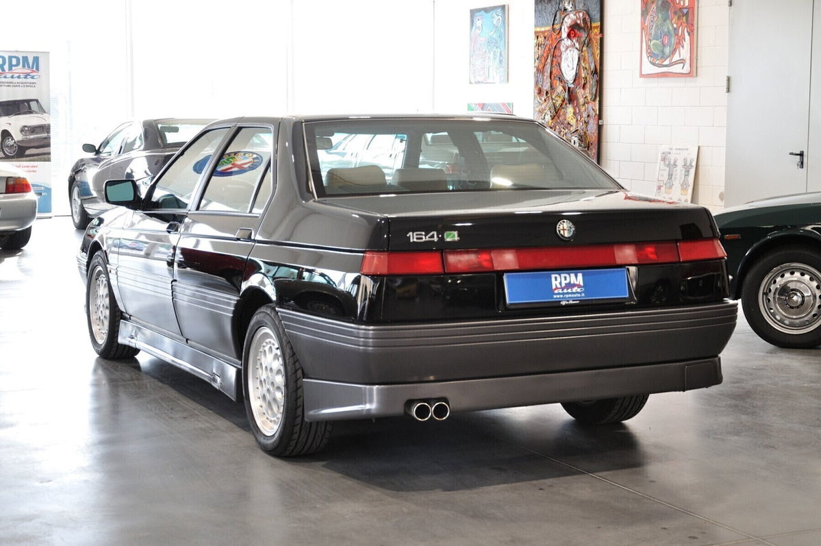 Alfa Romeo 164 3.0i V6 24V cat Q4 (4)