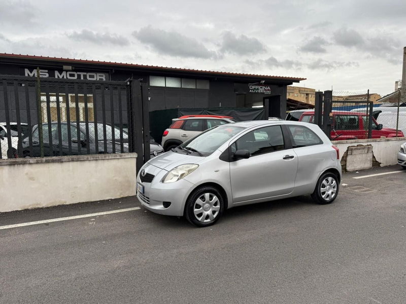 Toyota Yaris 1.0 3 porte