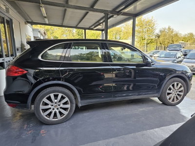 Porsche Cayenne 3.0 Diesel (10)