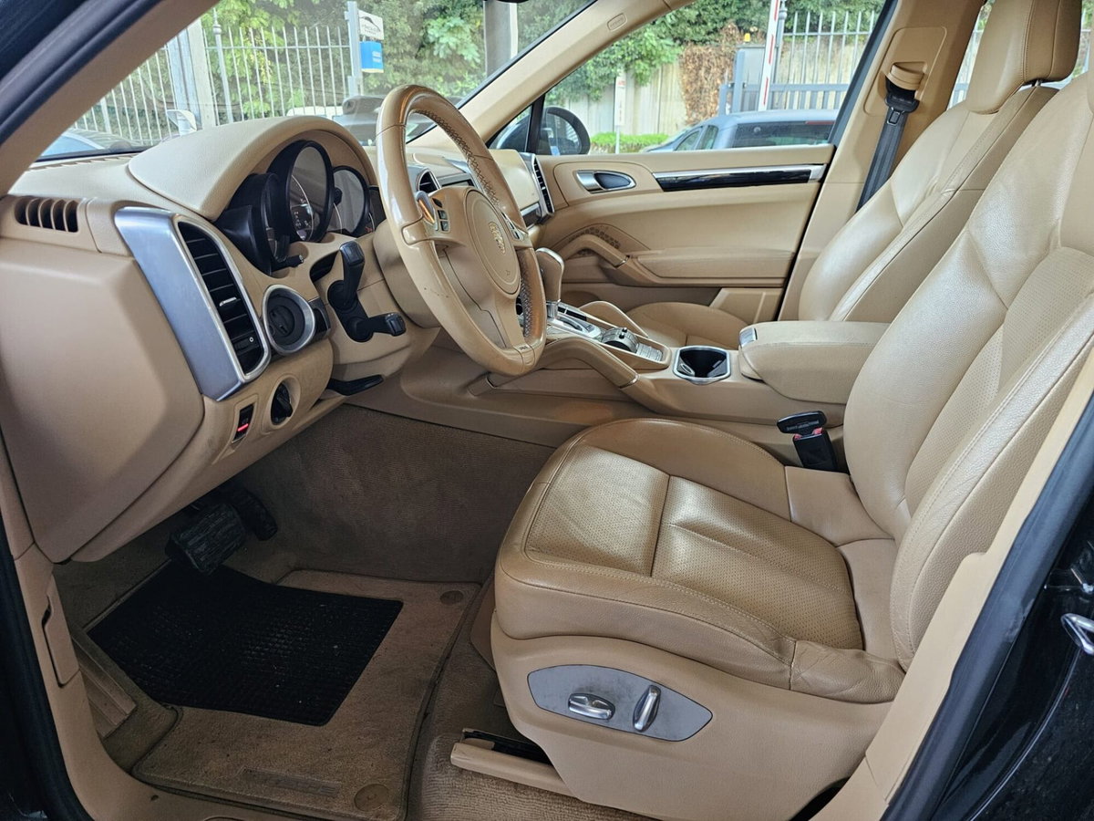 Porsche Cayenne 3.0 Diesel (15)
