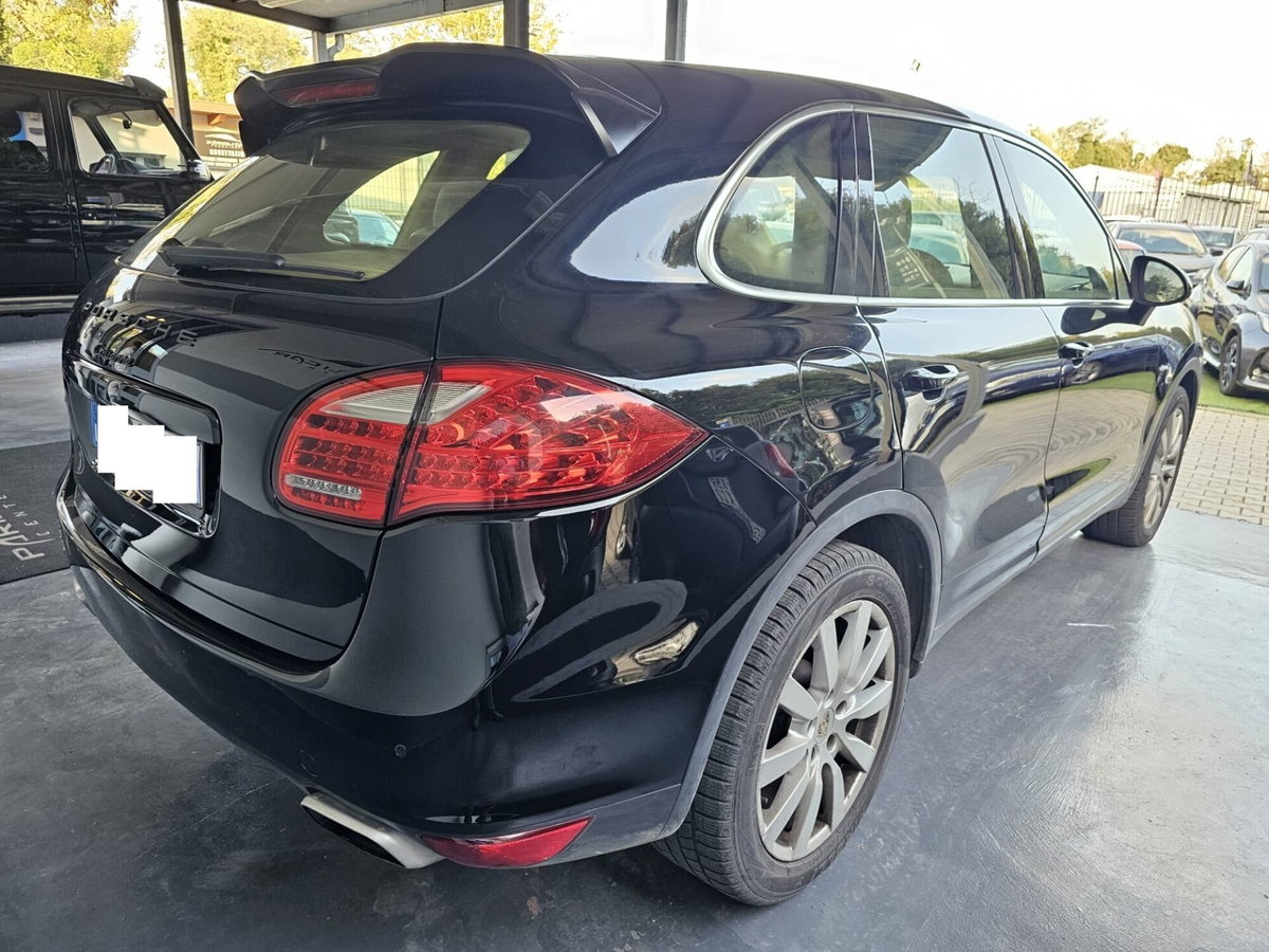 Porsche Cayenne 3.0 Diesel (6)