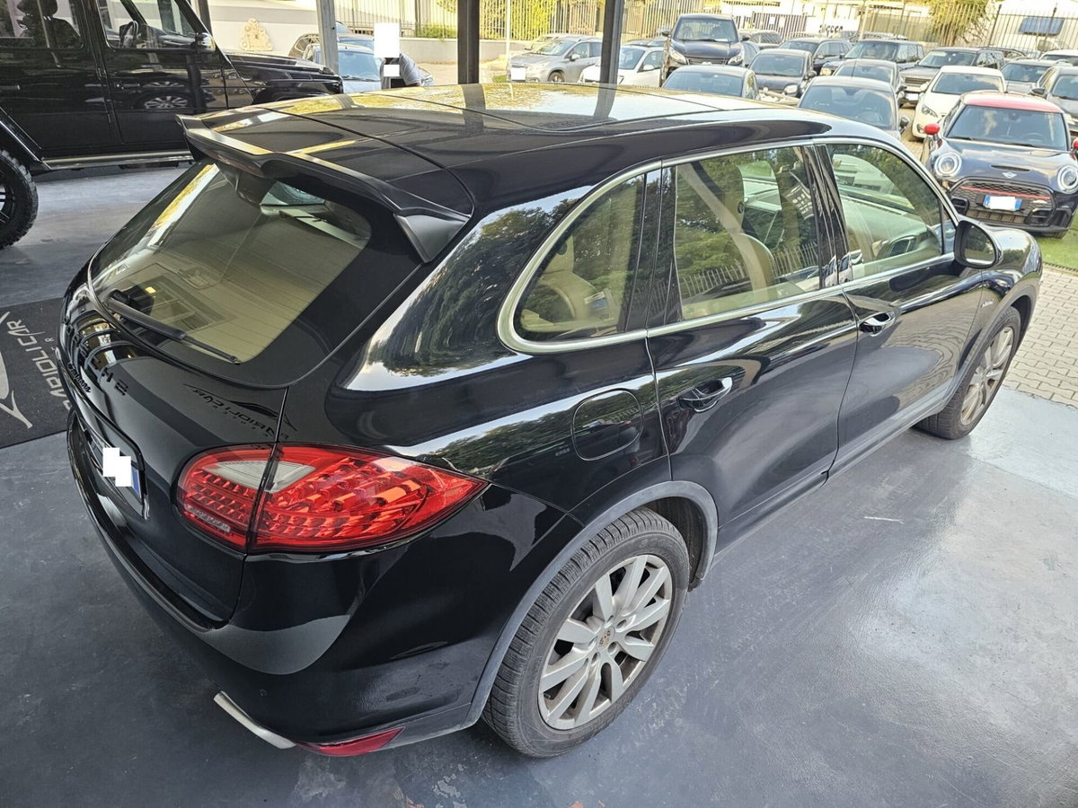 Porsche Cayenne 3.0 Diesel (7)