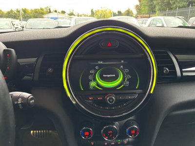 MINI Mini 2.0 Cooper SD Hype 5 porte (15)
