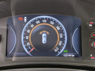 Opel Insignia Station Wagon CDTI 140CV Ecopower 104gr. Sports Cosmo (11)