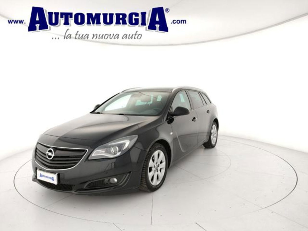 Opel Insignia Station Wagon CDTI 140CV Ecopower 104gr. Sports Cosmo (2)