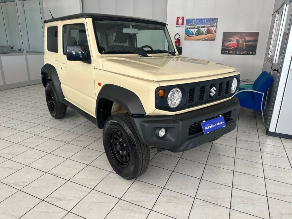 Suzuki Jimny 1.5 5MT Top