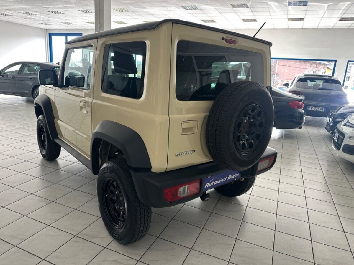 Suzuki Jimny 1.5 5MT Top (7)