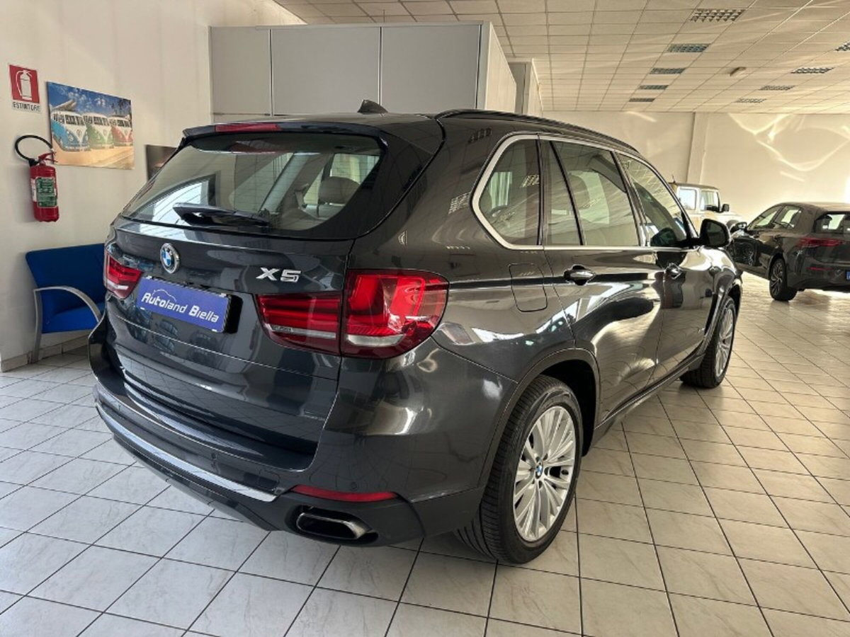 BMW X5 xDrive40d Luxury (6)