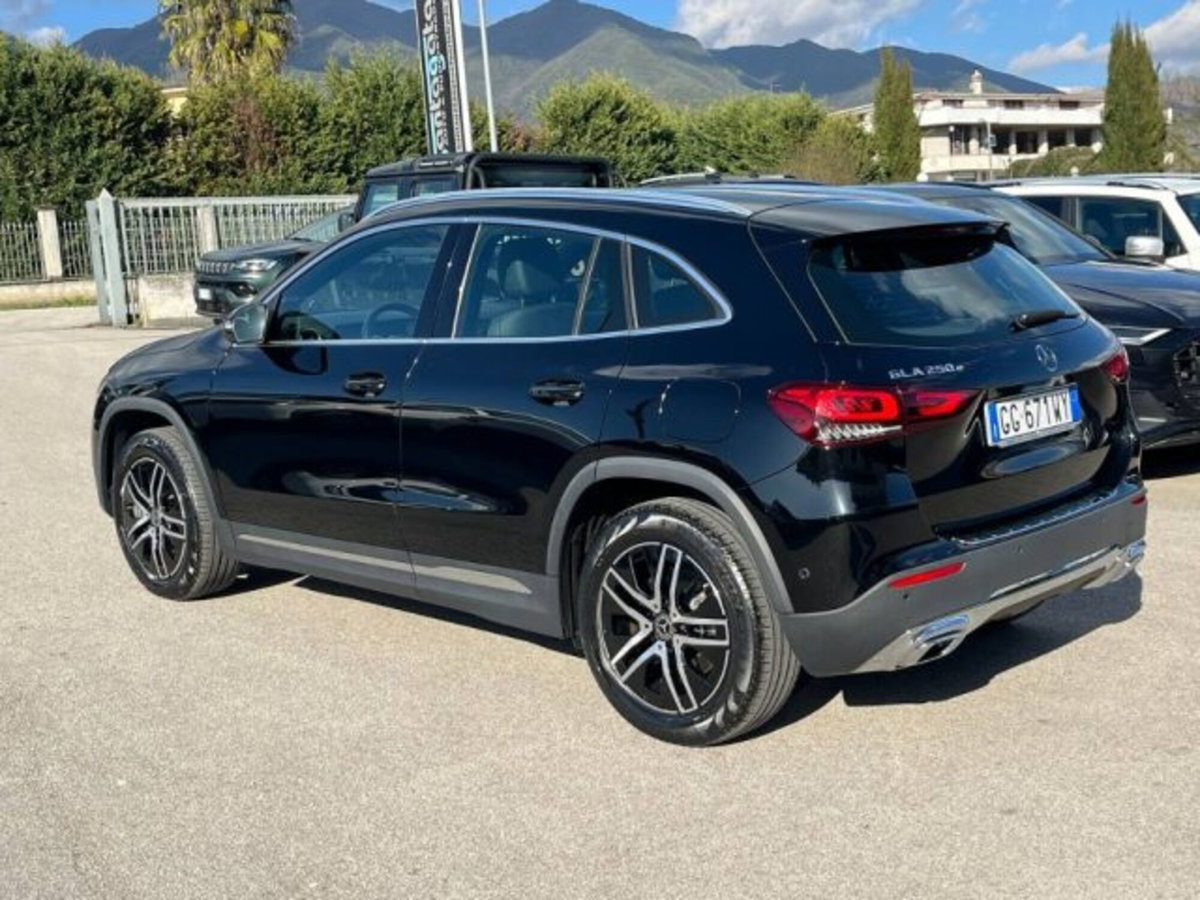 Mercedes-Benz GLA SUV 250 e phev Progressive Extra auto (6)