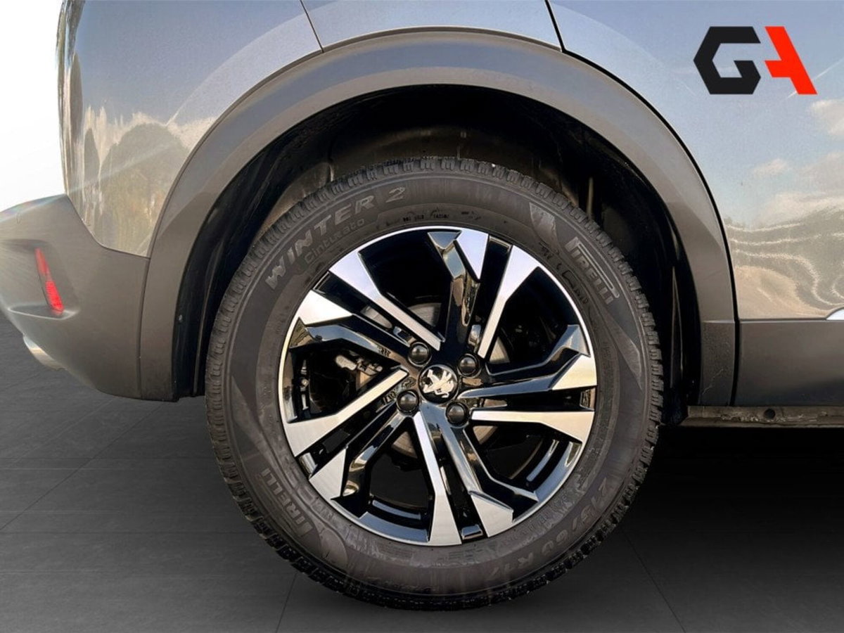Peugeot 2008 BlueHDi 130 S&S EAT8 Allure Pack (10)