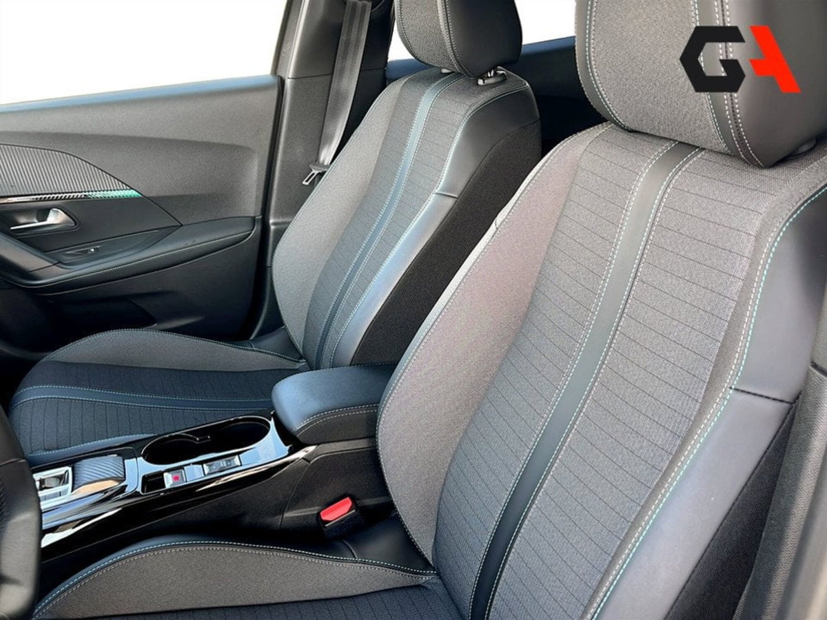 Peugeot 2008 BlueHDi 130 S&S EAT8 Allure Pack (16)